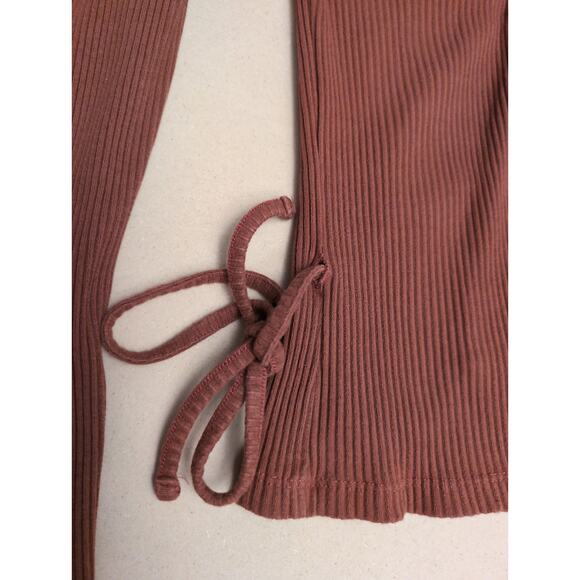 Rouje Julien Ribbed V-Neck Wrap Top Brown Tie Waist Slim Quiet Luxury Clean Girl - Picture 3 of 8